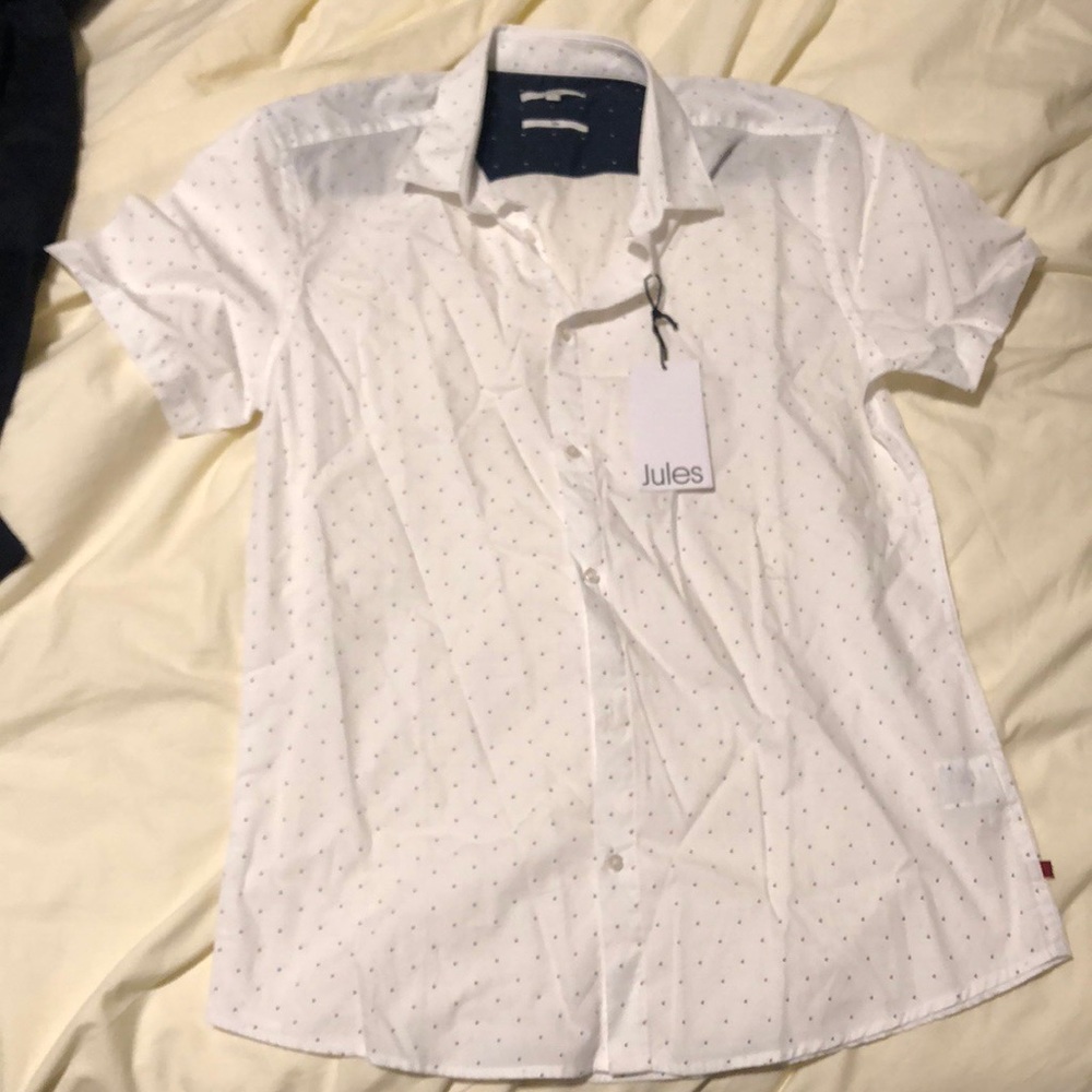NEW white patterned short sleeve woven shirt